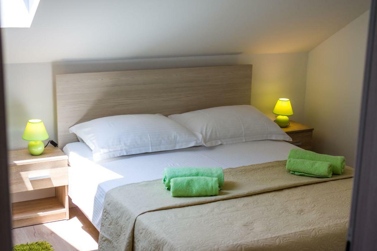 Apartman Iva Zara Buitenkant foto