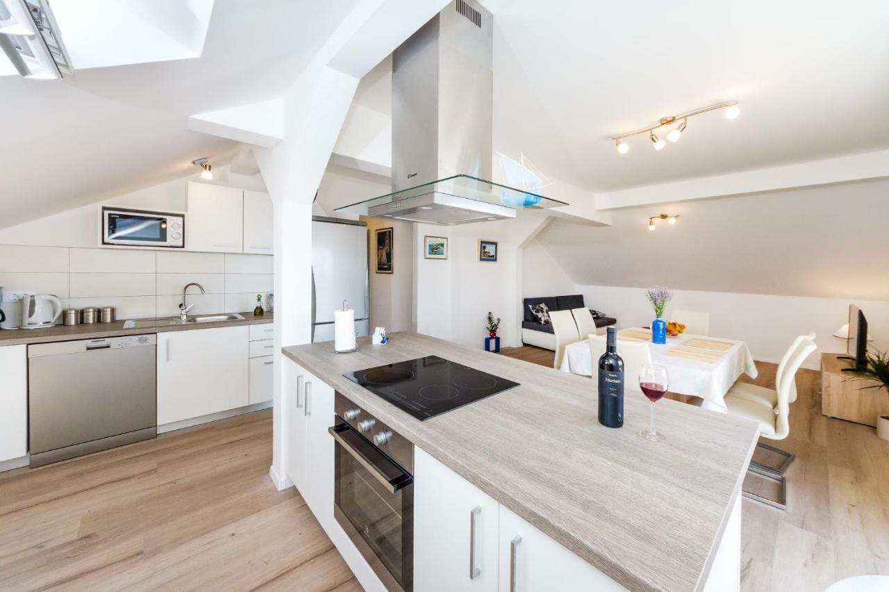 Apartman Iva Zara Buitenkant foto