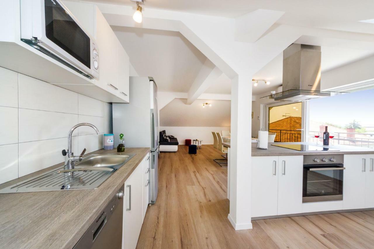 Apartman Iva Zara Buitenkant foto