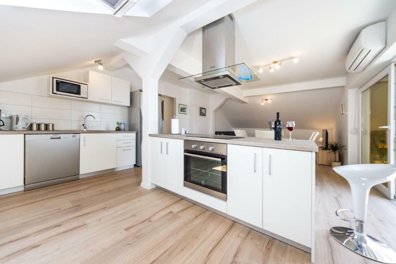 Apartman Iva Zara Buitenkant foto
