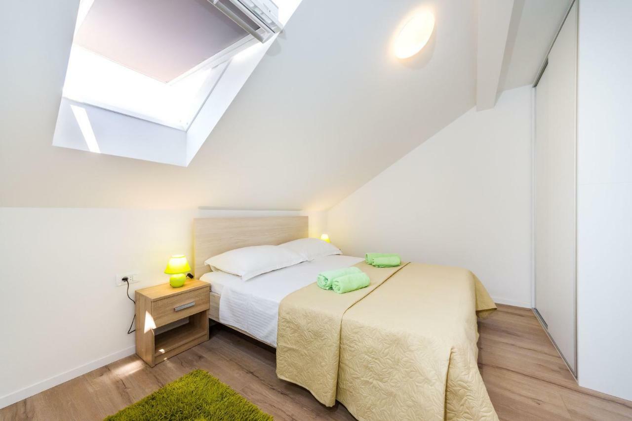 Apartman Iva Zara Buitenkant foto